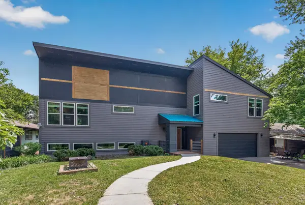 3432 Kyle Avenue N, Minneapolis, MN 55422