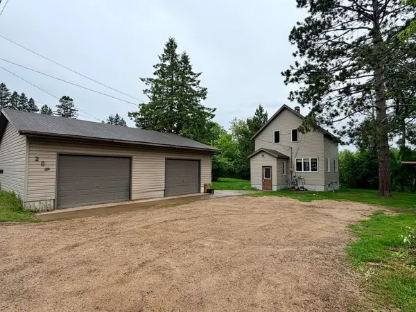 206 Gunn Street, Coleraine, MN 55722