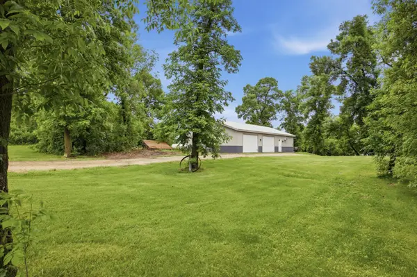 27025 N Little Floyd Lake Drive, Detroit Lakes, MN 56501
