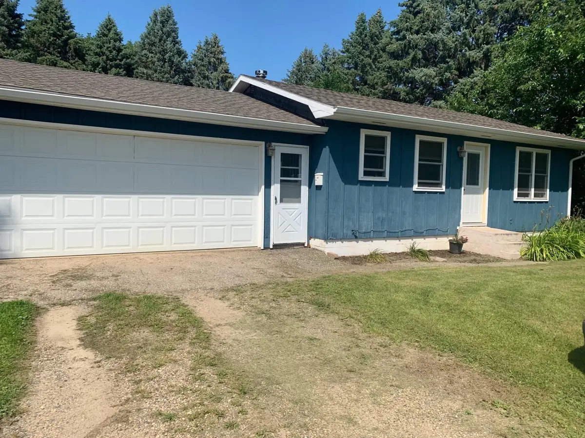 748-750 30th Avenue Nw, Willmar, MN 56201 - #1