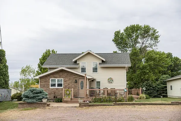 654 91st Street, Beaver Creek, MN 56116