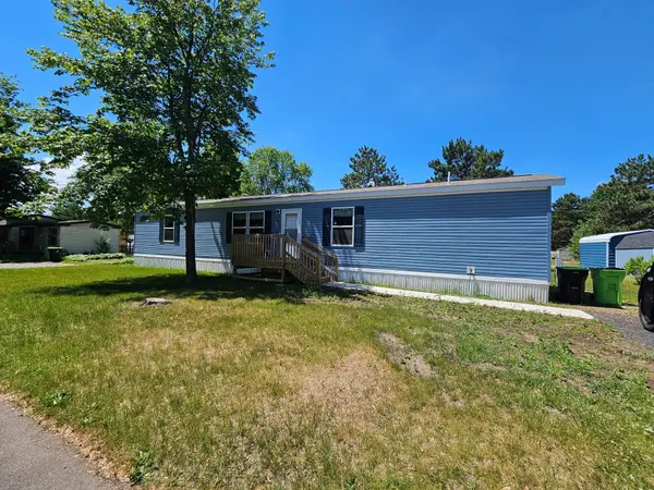 517 Begonia Lane, Altoona, WI 54720