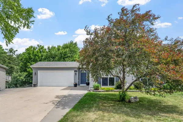 114 Lillie Lane Se, Pine Island, MN 55963