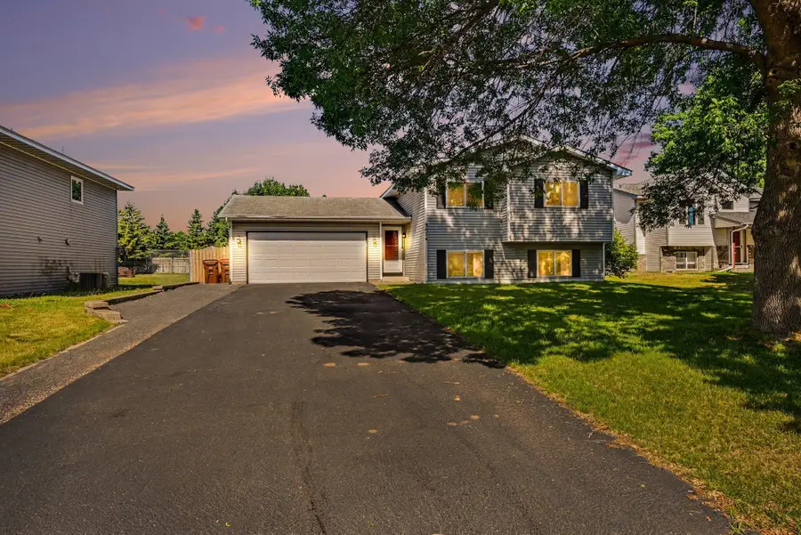 9674 Hale Avenue S, Cottage Grove, MN 55016 - #2