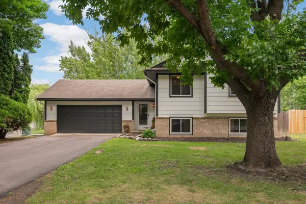 8900 Rosewood Lane N, Osseo, MN 55369