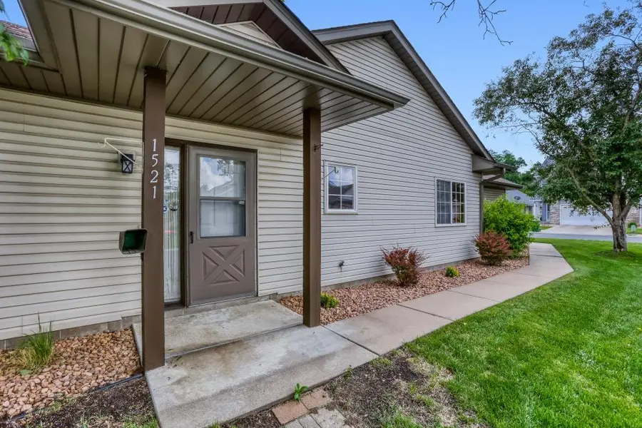 1521 Wyldwood Lane Ne, Spring Lake Park, MN 55432 - #2