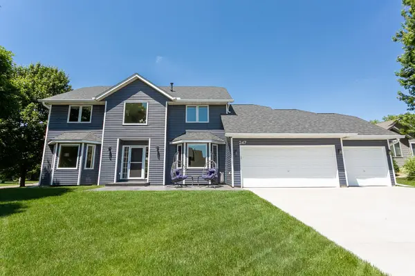 247 Pendryn Hill Circle, Saint Paul, MN 55125