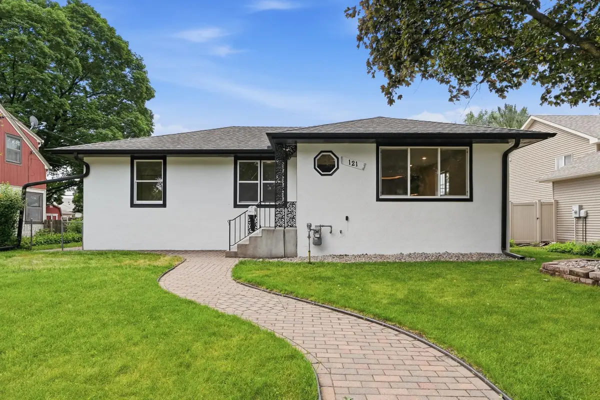 121 Frost Street W, South Saint Paul, MN 55075 - #1