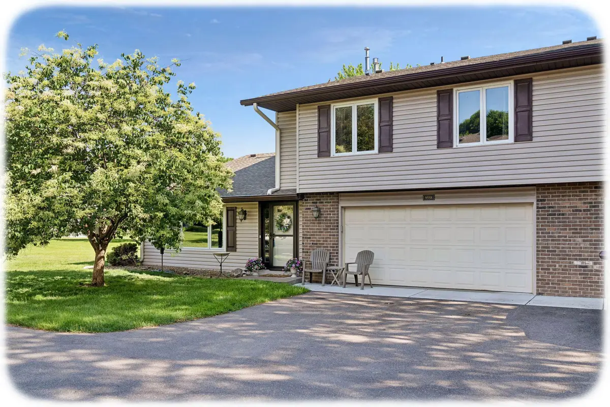 9558 Kingsview Lane N, Osseo, MN 55369 - #1