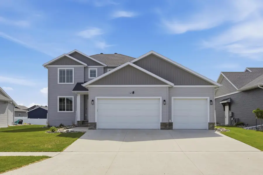 8850 Meadowlark Parkway, Horace, ND 58047 - #2