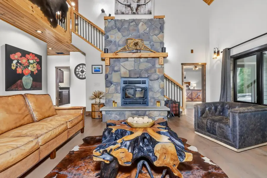 37232 Twin Fawns Lane, Cohasset, MN 55721 - #2