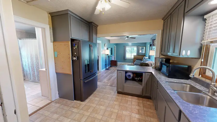 117 Ella Avenue Ne, Willmar, MN 56201 - #3
