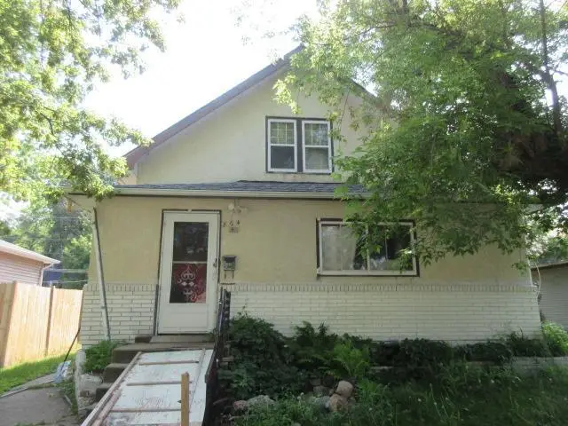 804 2nd Avenue Ne, Jamestown, ND 58401 - #1