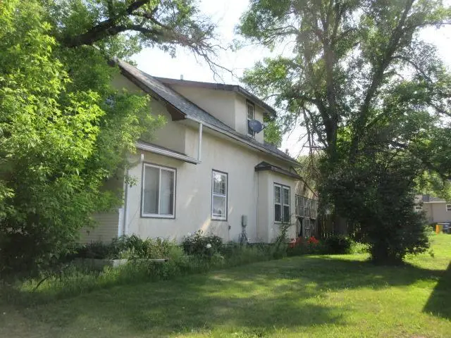 804 2nd Avenue Ne, Jamestown, ND 58401 - #2