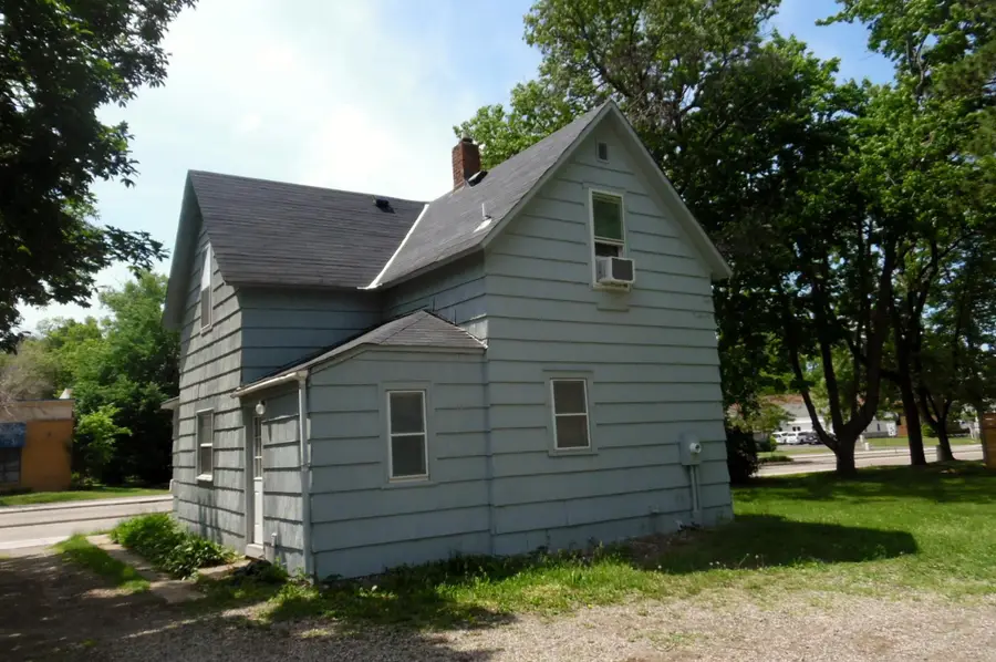 643 W Broadway Avenue, Forest Lake, MN 55025 - #2