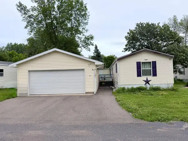 305 Mozart Avenue E, Mankato, MN 56001