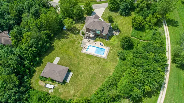 11205 Circle Lake Lane, Faribault, MN 55021
