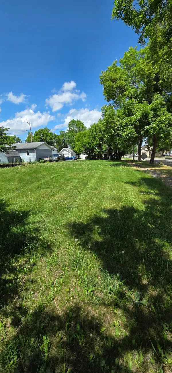 818 5th Avenue, International Falls, MN 56649