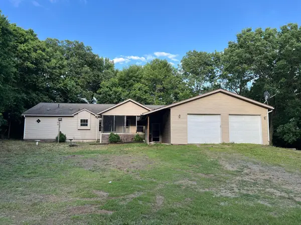 61256 440th Street, Fairfax, MN 55332