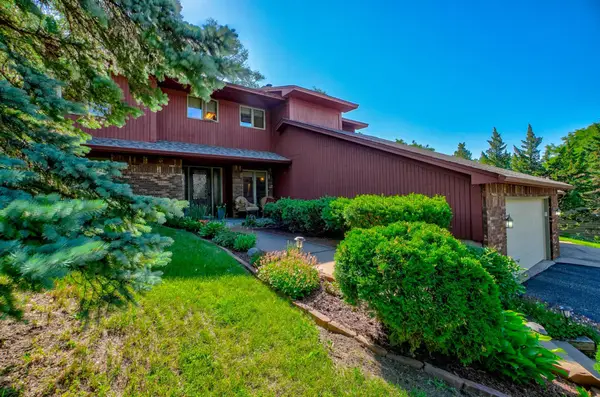 322 N Cudd Avenue, River Falls, WI 54022