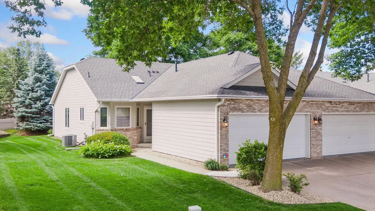 710 Emerald Ridge, Saint Paul, MN 55113 - #1