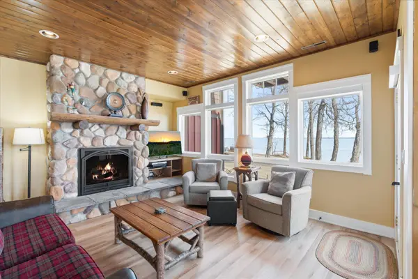 Trapper's Landing #210 69 Beach View Lane Nw #210-2&3, Walker, MN 56452
