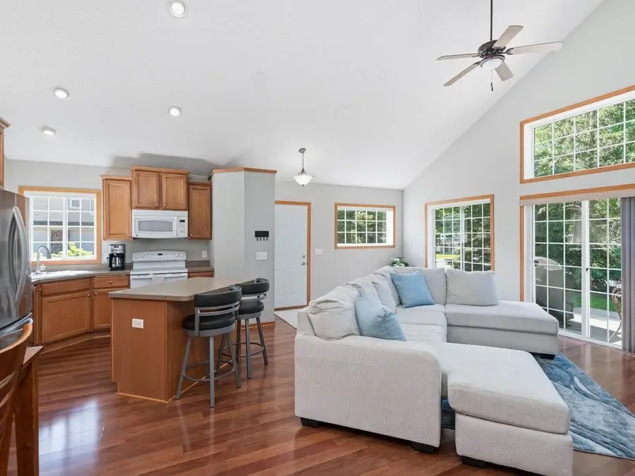 1557 Fox Hunt Way, Victoria, MN 55386 - #3