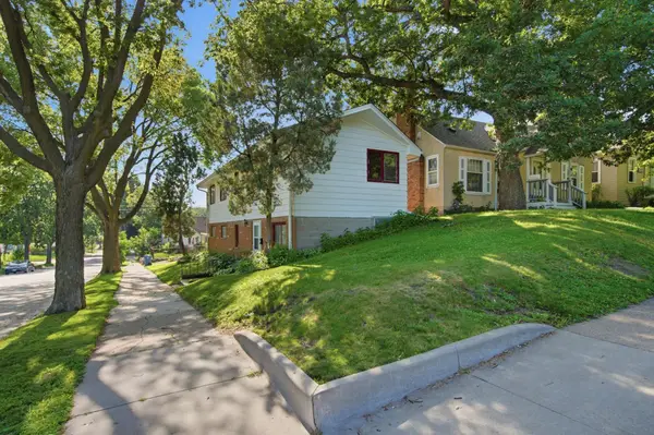 3159 Fillmore Street Ne, Minneapolis, MN 55418