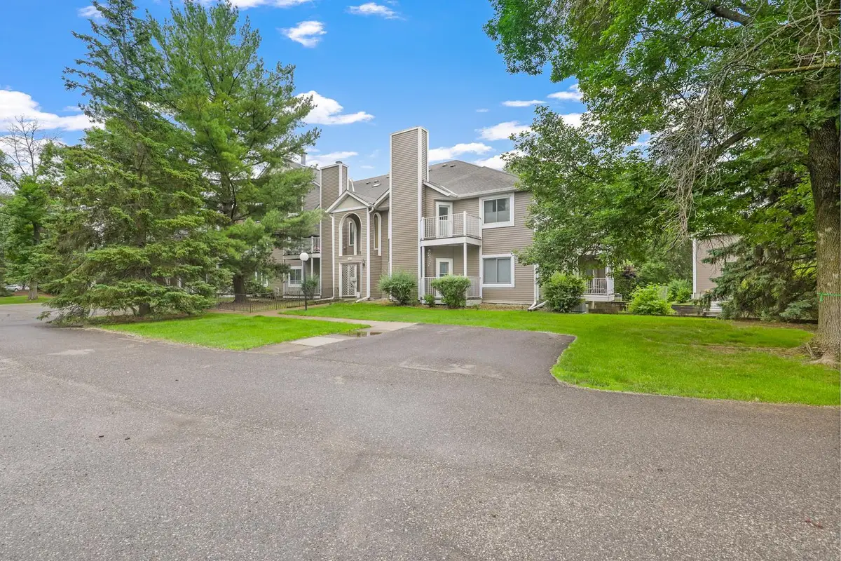 742 County Road F W #B, Shoreview, MN 55126 - #1