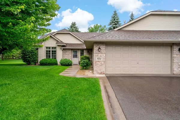 8541 Inverness Lane N, Minneapolis, MN 55443
