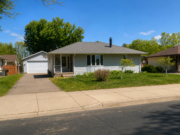407 18th Street E, Hastings, MN 55033