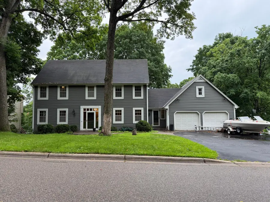 11905 26th Avenue N, Plymouth, MN 55441 - #2