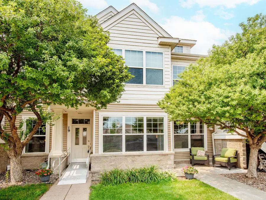 620 Wesley Commons Drive #19, Minneapolis, MN 55427 - #2