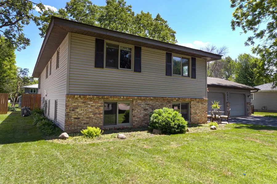2912 9th Avenue, Anoka, MN 55303 - #2
