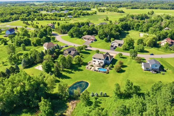 9729 226th Lane Nw, Elk River, MN 55330