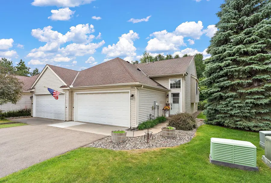 8821 Coffman Path, Inver Grove Heights, MN 55076 - #2