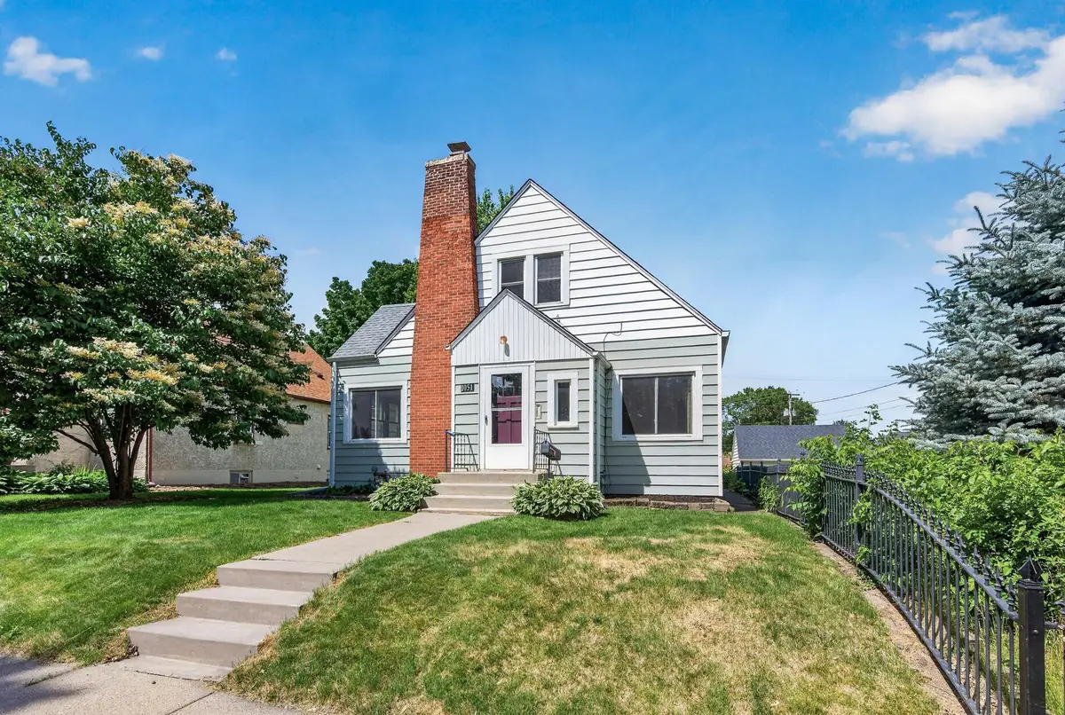 1051 Ottawa Avenue, Saint Paul, MN 55118 - #1