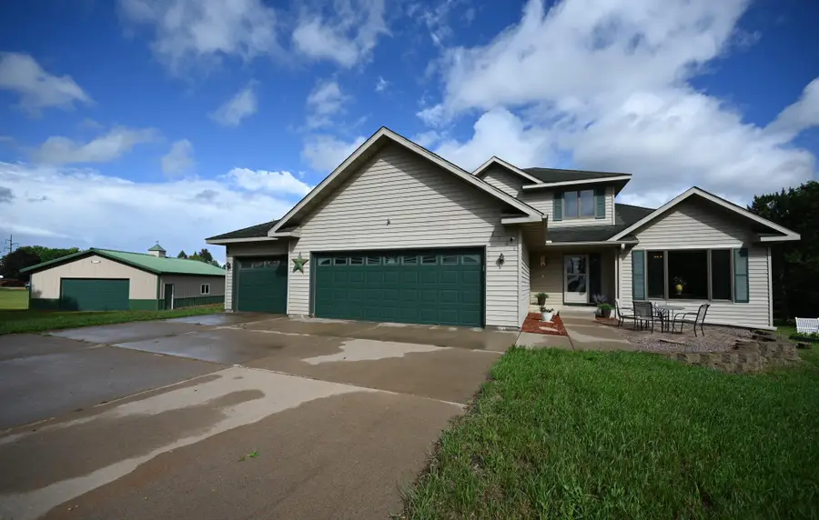 2161 Colburn Drive, Shakopee, MN 55379 - #2