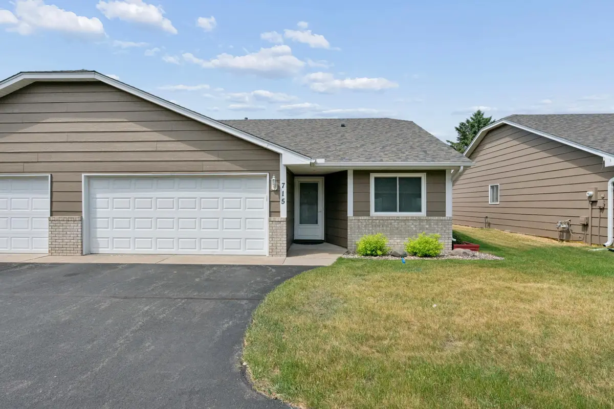 715 Auburn Place Nw, Elk River, MN 55330 - #1