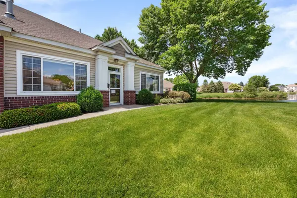 11015 Nassau Court Ne, Blaine, MN 55449