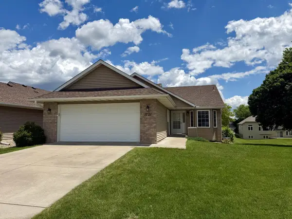 1721 Carleton Drive, Hastings, MN 55033