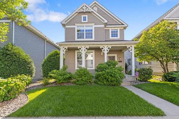 15734 Porchlight Lane, Eden Prairie, MN 55347
