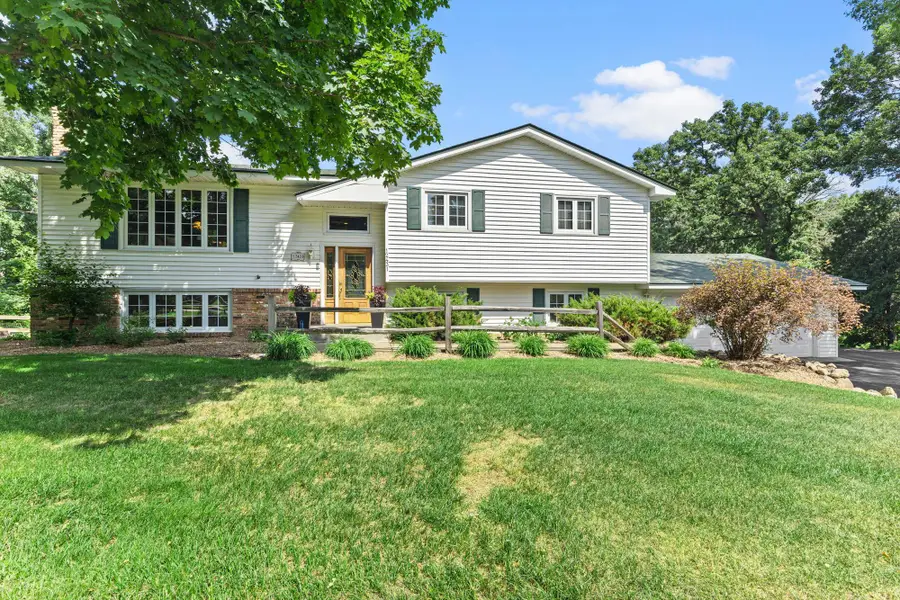 12431 Flintwood Street Nw, Coon Rapids, MN 55448 - #2