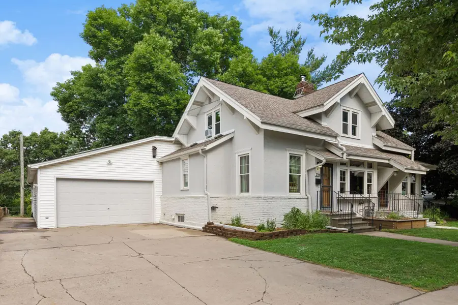 2748/2746 Fillmore Street Ne, Minneapolis, MN 55418 - #2
