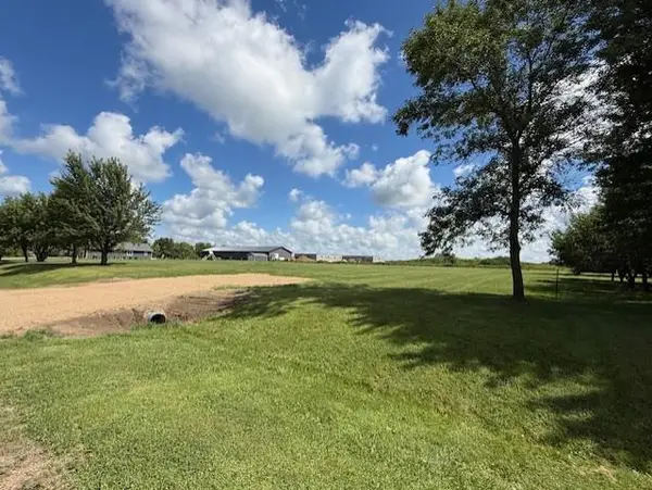 2925 Matthew Drive, Windom, MN 56101
