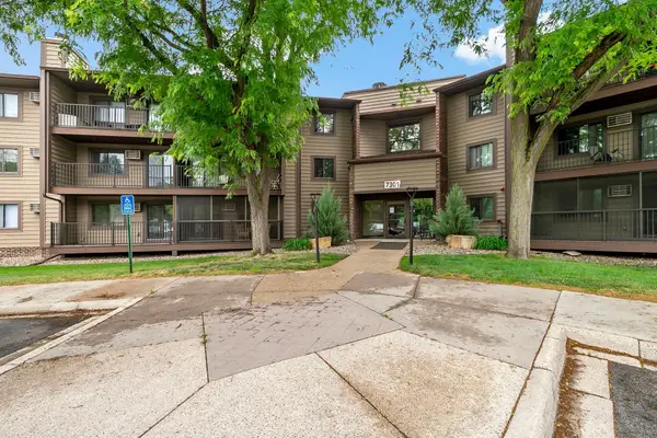 7301 W 101st Street #210, Minneapolis, MN 55438