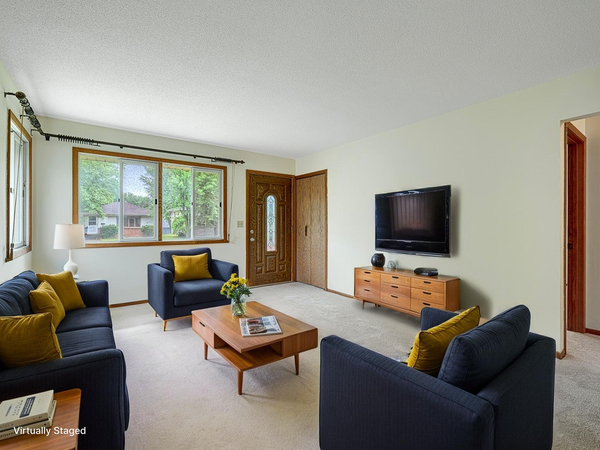 1625 Mclean Avenue, Saint Paul, MN 55106