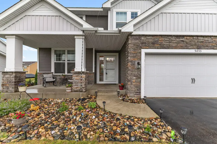 9255 67th Street S, Cottage Grove, MN 55016 - #3