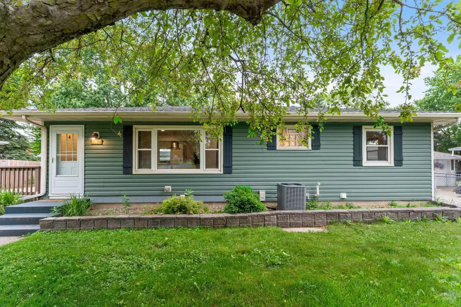 2063 Coral Lane, Eagan, MN 55122 - #2