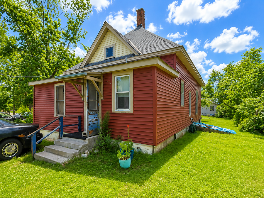 420 W Jackson Street, Parkers Prairie, MN 56361 - #2